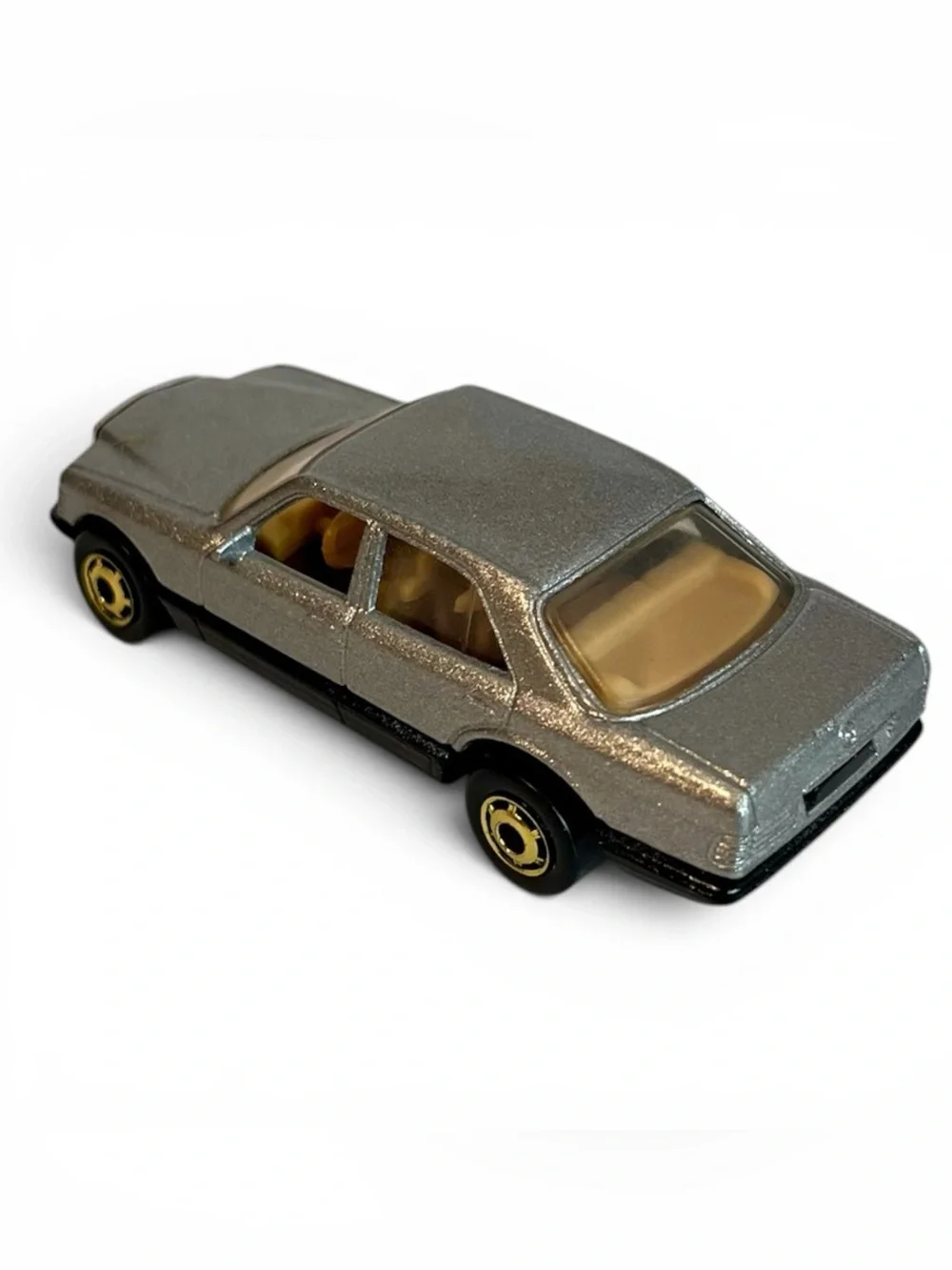 Hot Wheels Mercedes 380 SEL Silver/Black Gold Wheels Hong Kong 1981 GHO